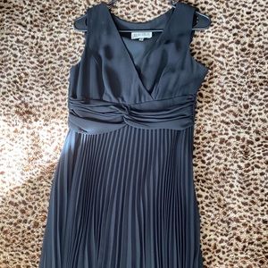 Women’s Formal Dress from Julian Taylor (Size 8)